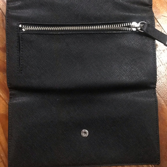 Calvin Klein Wallet - Picture 4 of 4